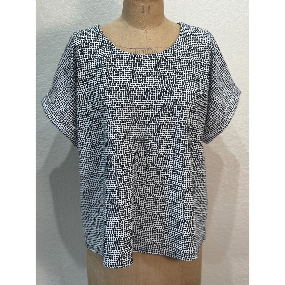 Melloday Women Large Black White Geometric Print Short Sleeve Blouse Zipper Back